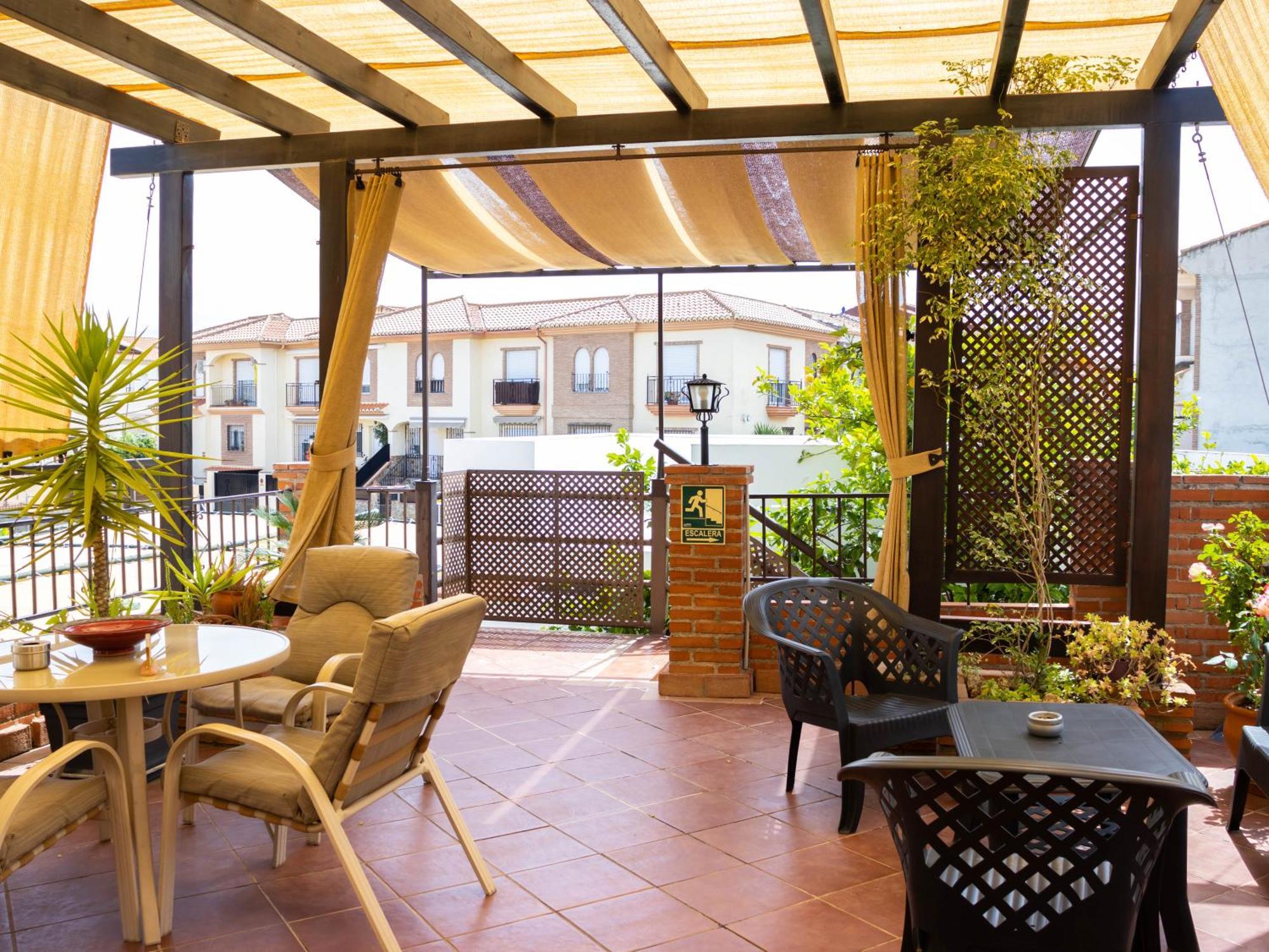 Apartamentos Turisticos Cullar Vega Exterior photo